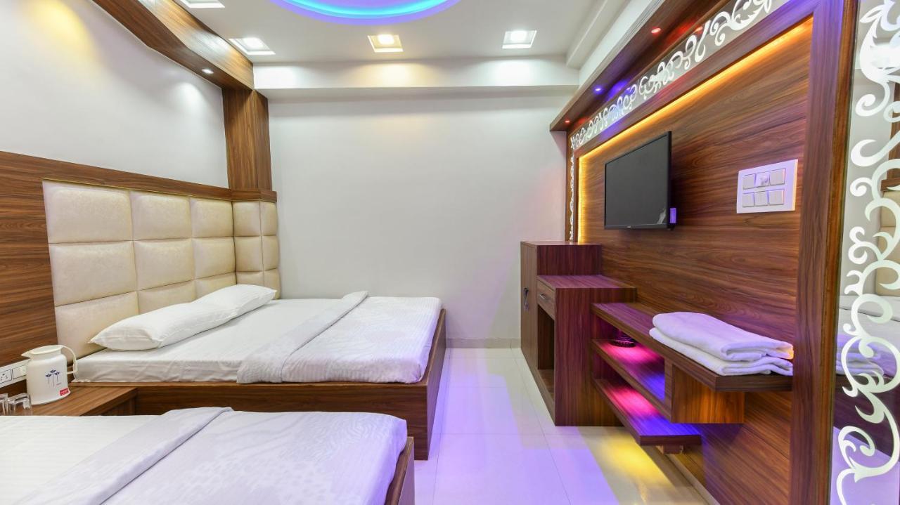 Hn Palace Homestay Agra  Buitenkant foto