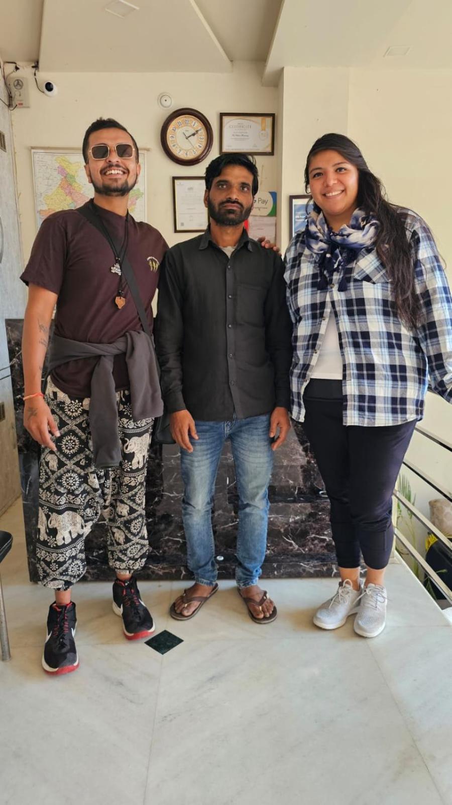 Hn Palace Homestay Agra  Buitenkant foto